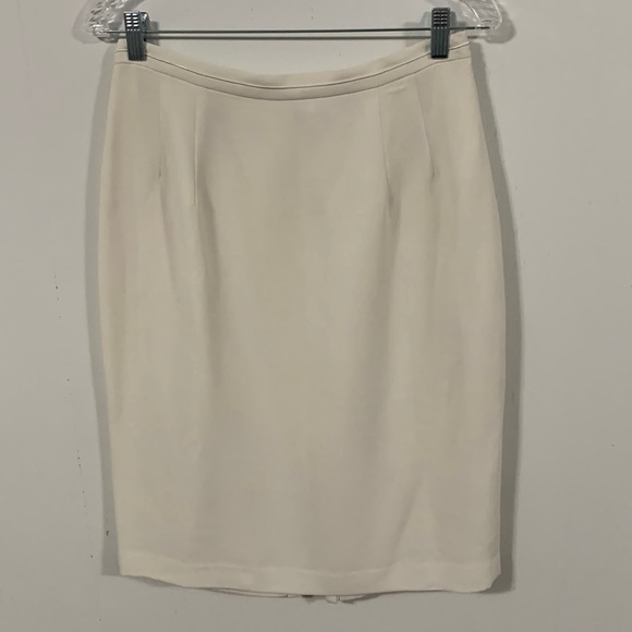 Loft fully lined Off white Suit good condition, career wear, Jacket has stains - Picture 5 of 12